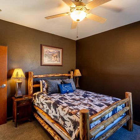 Bison Lodge - Lg Home - 2 Bedrooms - Less Than 5 Miles To Yellowstone North Entrance, Sleeps Up To 8 การ์ดีเนอร์ ภายนอก รูปภาพ